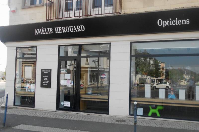 Herouard Opticiens, votre boutique spécialisée dans la vente de lunettes de créateurs à Yvetot proche de Rouen